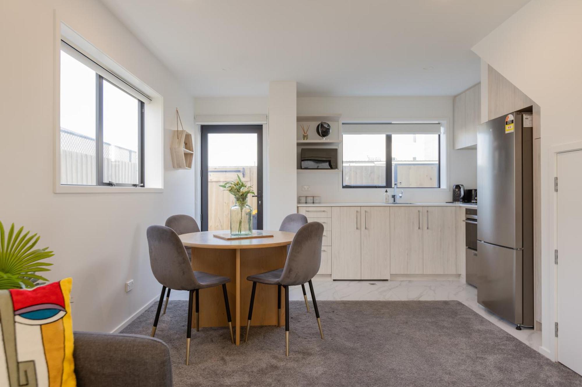 Luxury 2 Bedroom Townhouse By Hagley Park In Cbd Крайстчърч Екстериор снимка