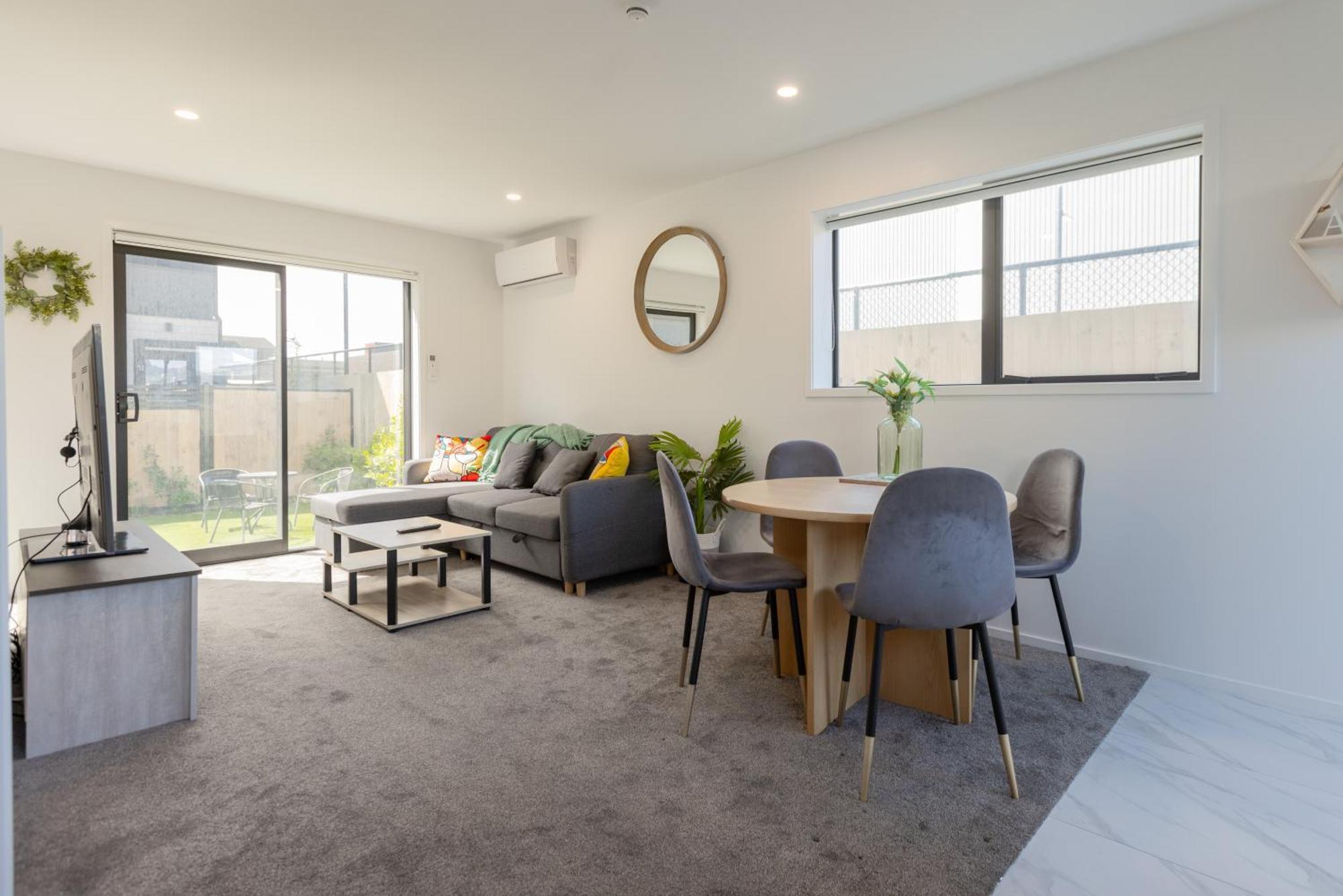 Luxury 2 Bedroom Townhouse By Hagley Park In Cbd Крайстчърч Екстериор снимка